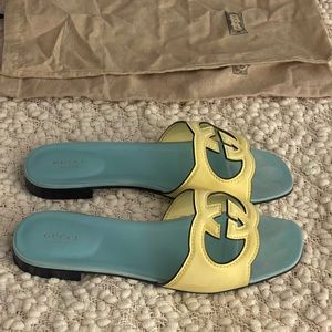 Gucci interlocking GG leather Sandals limited edition Color